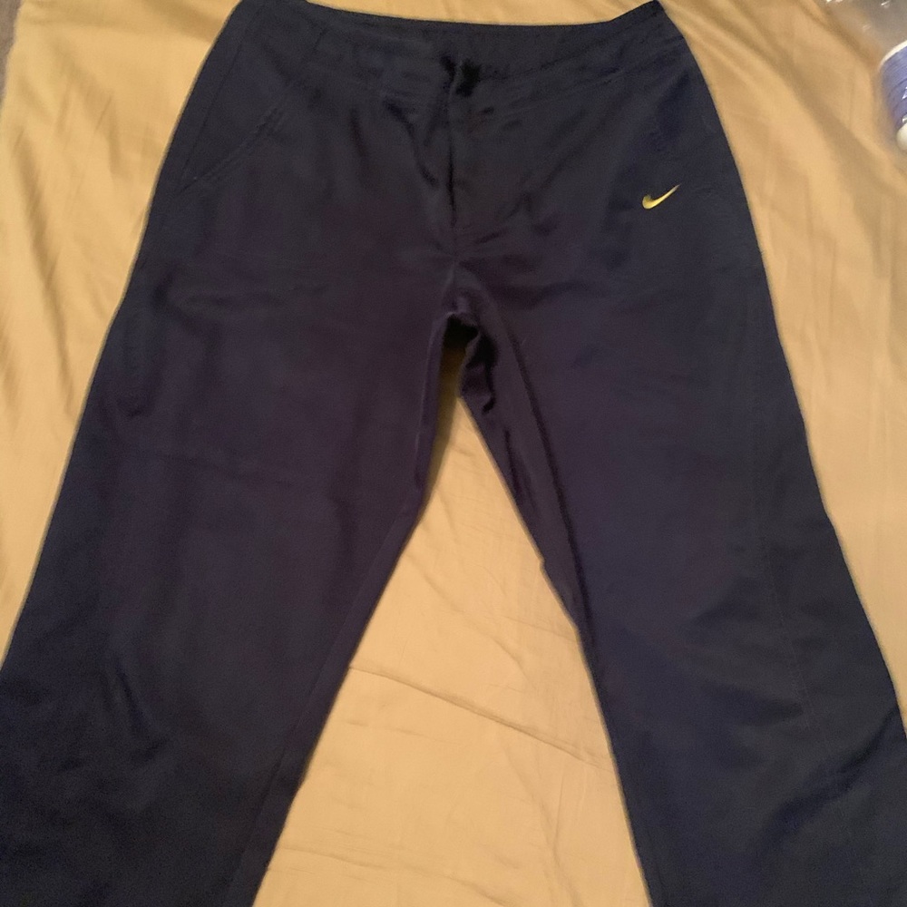 nike capri sweat pants